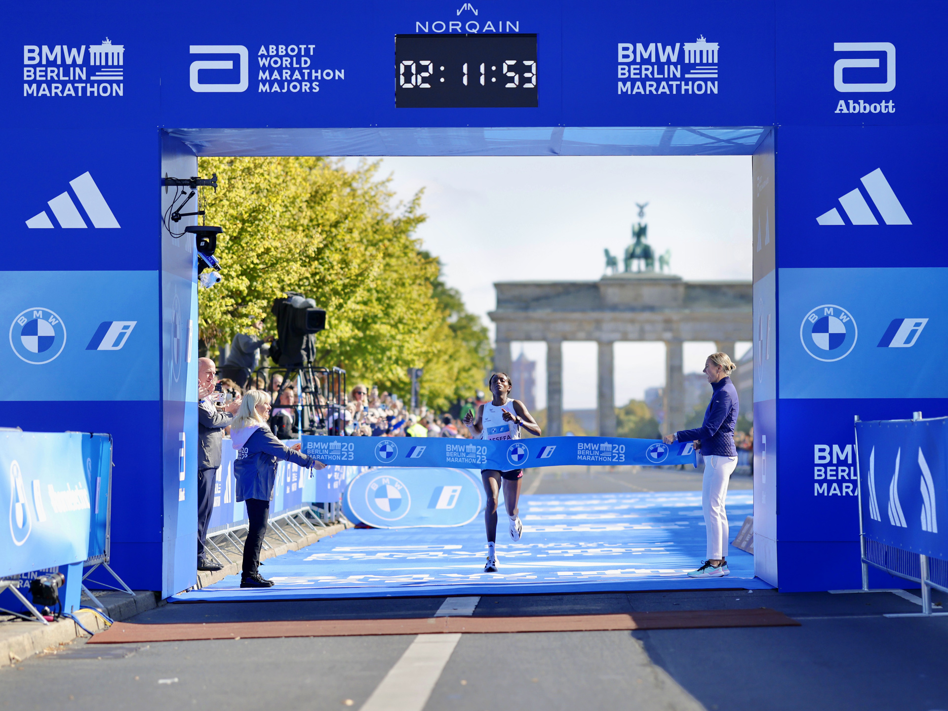 Tigst Assefa - Siegerin BMW Berlin Marathon 2023